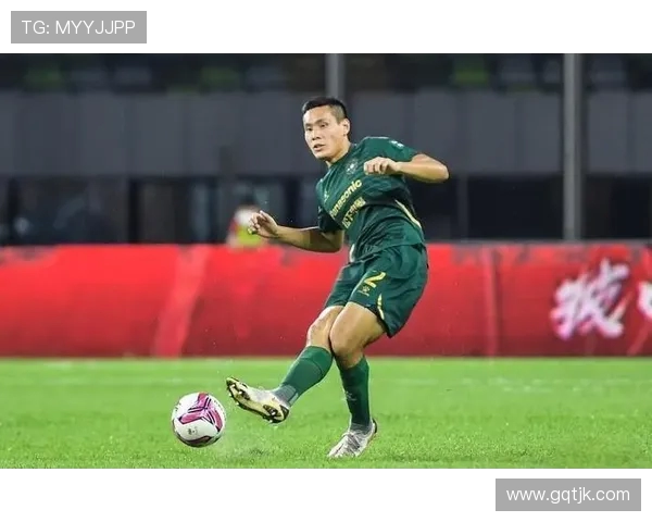 成都足球队的蜕变之旅：从传统到现代的转型纪实